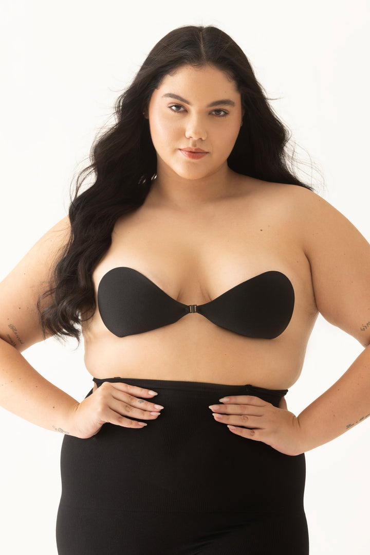 The Invisible Plunge – Front-Clasp Silicone Bra-Black